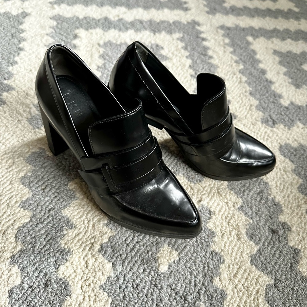 DKNY leather loafer pumps US6.5